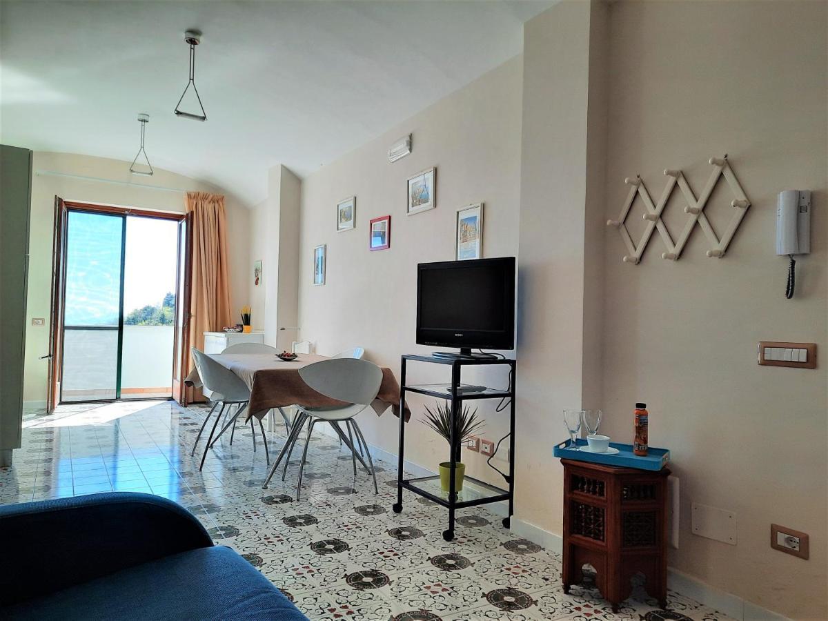 L'Arabesco Apartment Амалфи Екстериор снимка