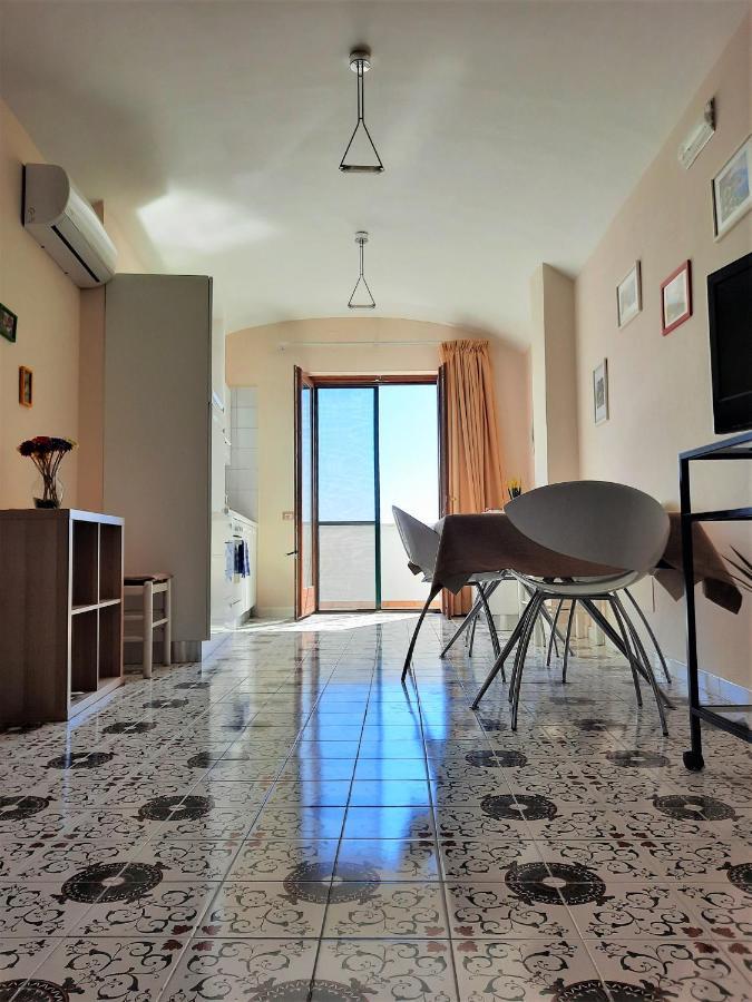 L'Arabesco Apartment Амалфи Екстериор снимка